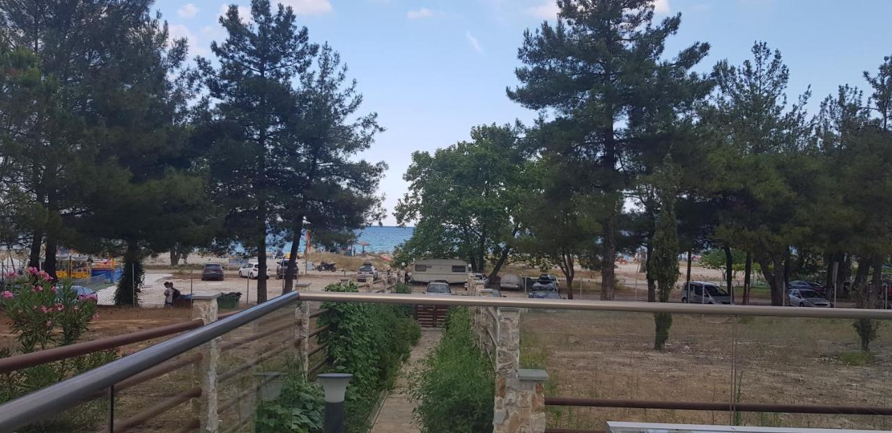 Hatzoudis Luxury Suites Khrysi Ammoudia Eksteriør bilde