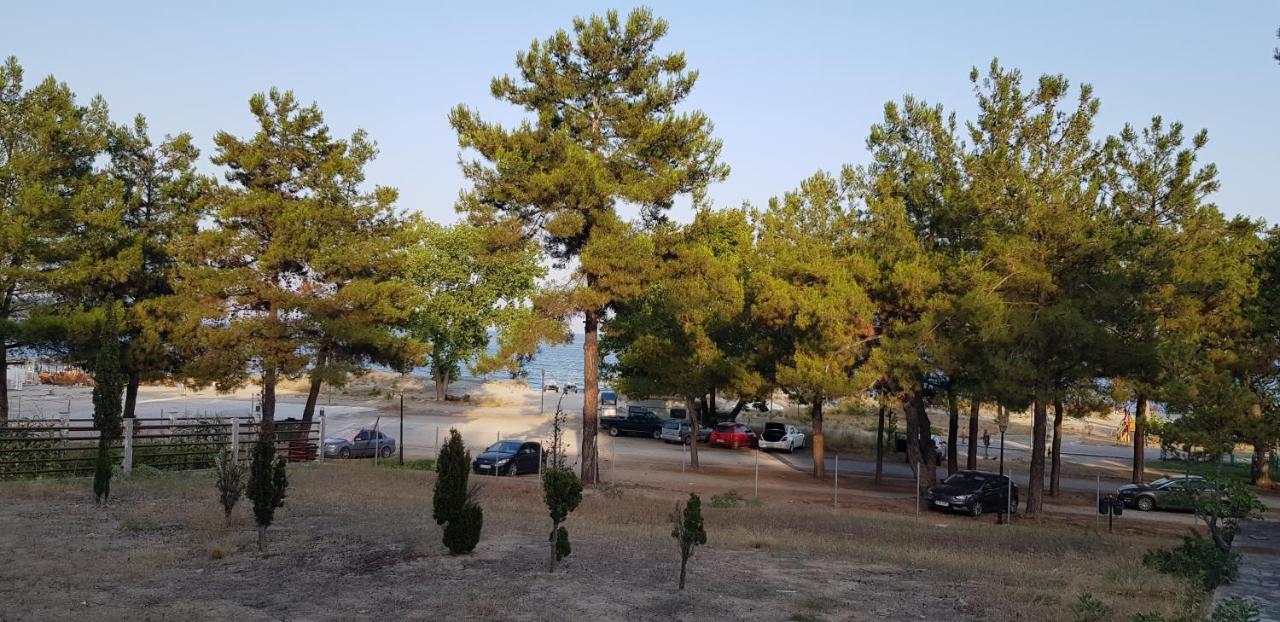 Hatzoudis Luxury Suites Khrysi Ammoudia Eksteriør bilde