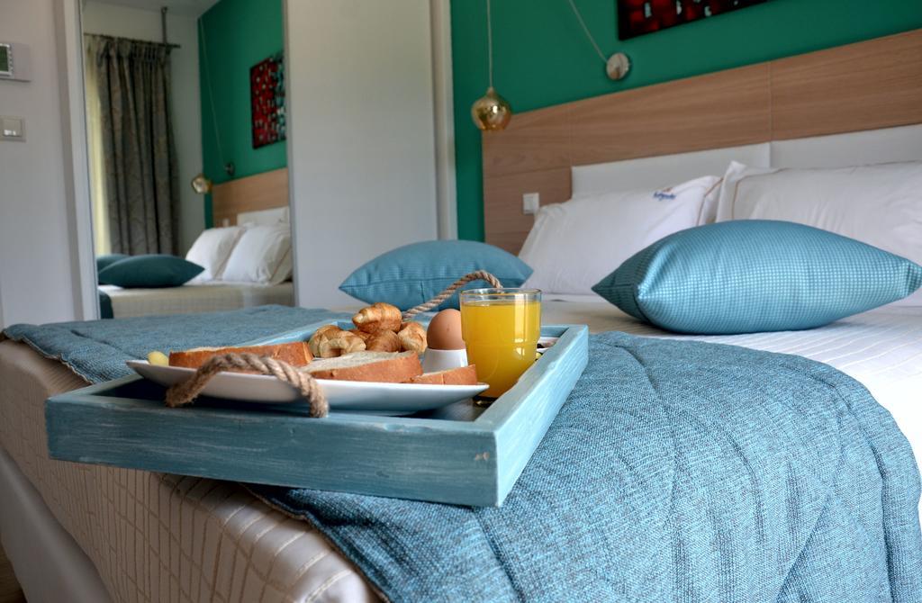Hatzoudis Luxury Suites Khrysi Ammoudia Eksteriør bilde