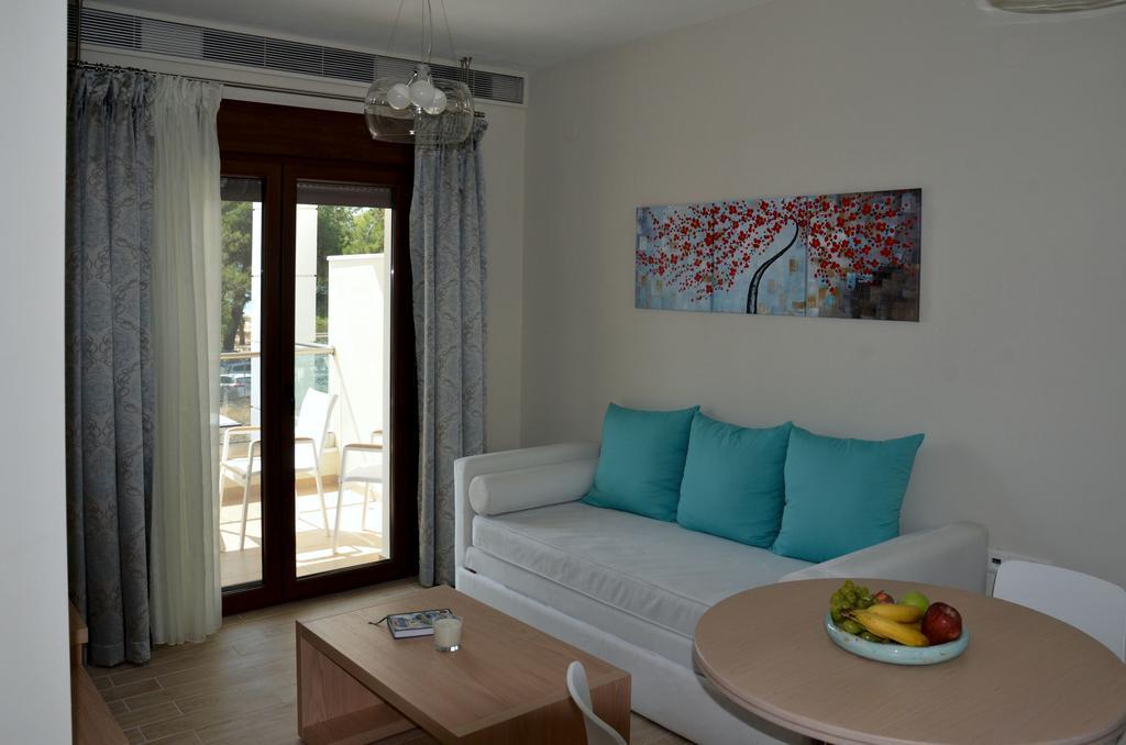 Hatzoudis Luxury Suites Khrysi Ammoudia Eksteriør bilde