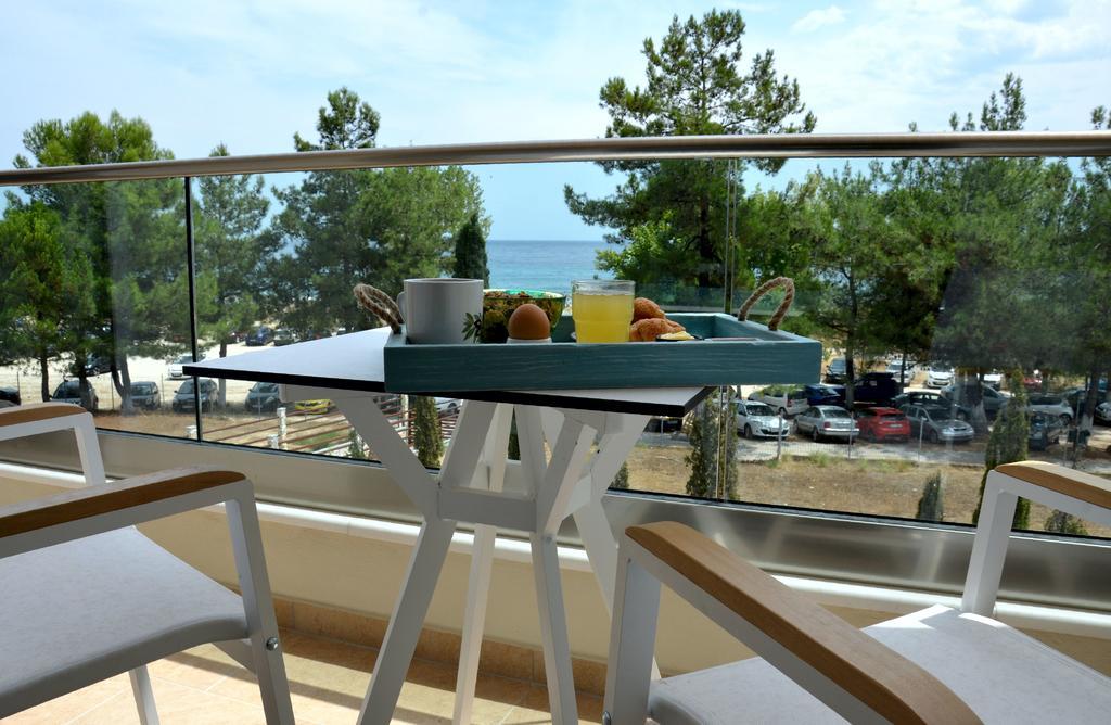 Hatzoudis Luxury Suites Khrysi Ammoudia Eksteriør bilde