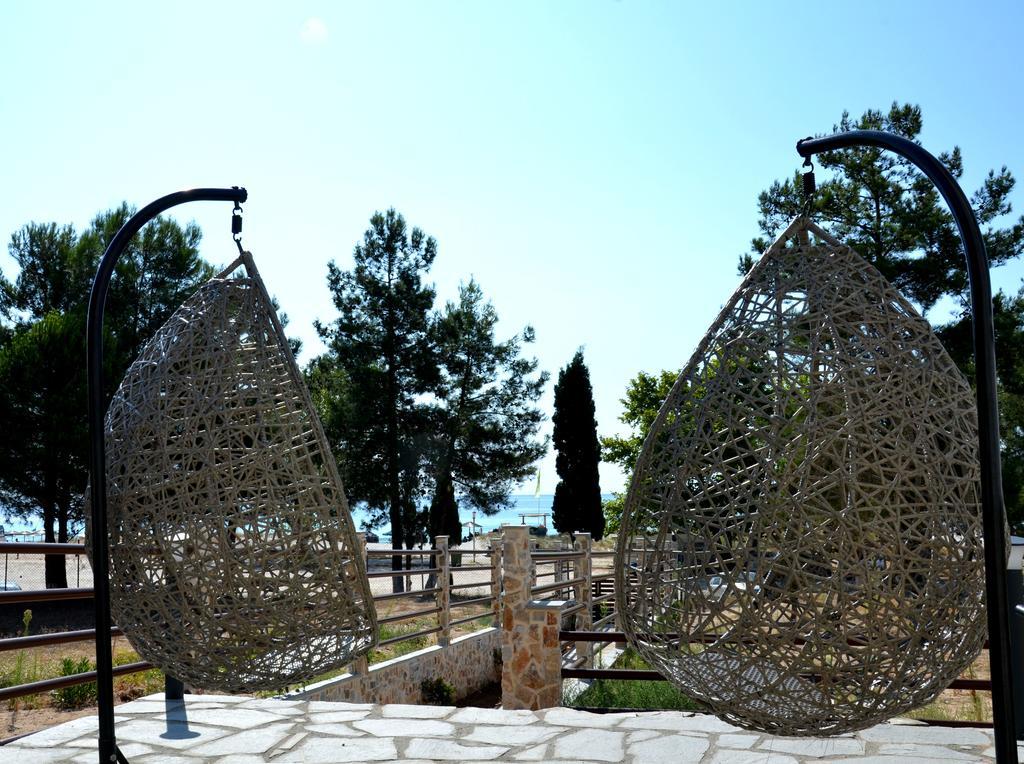 Hatzoudis Luxury Suites Khrysi Ammoudia Eksteriør bilde
