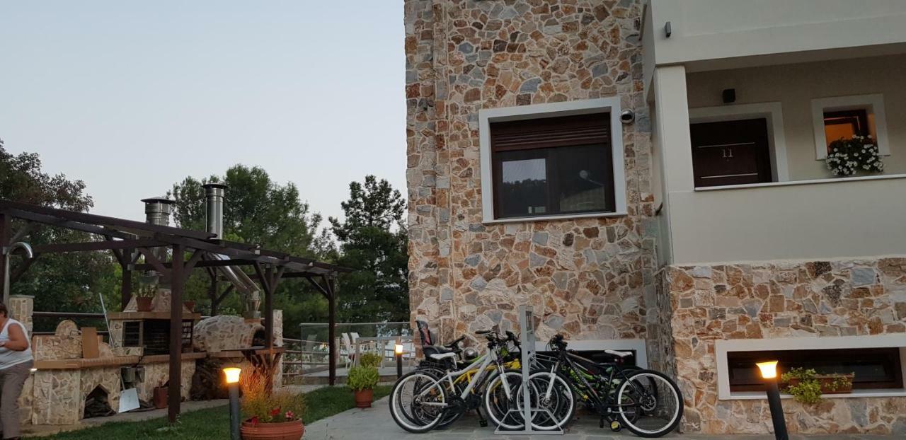 Hatzoudis Luxury Suites Khrysi Ammoudia Eksteriør bilde