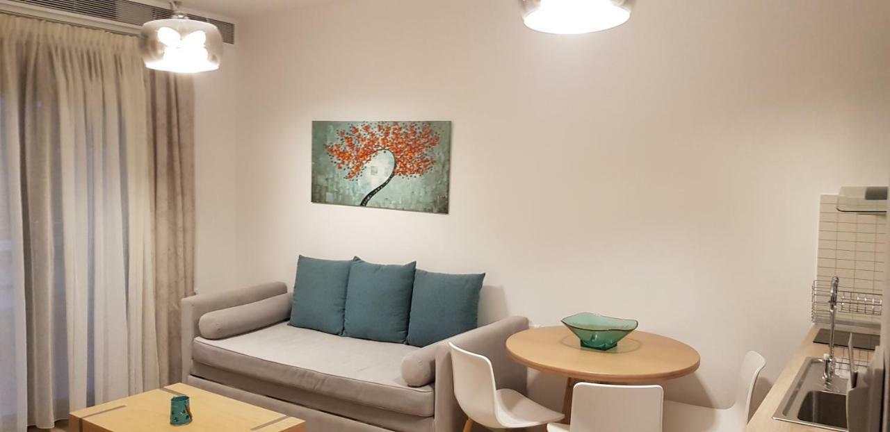 Hatzoudis Luxury Suites Khrysi Ammoudia Eksteriør bilde